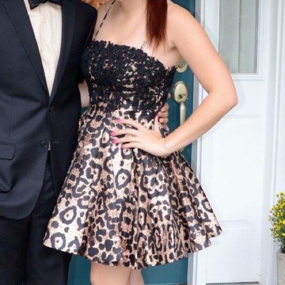 Sweethearts/Homecoming/Cocktail Dress